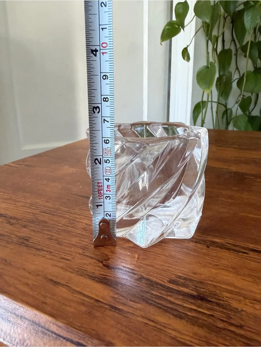 SHANNON IRELAND Clear Sculpted Leaf Glass Votive
